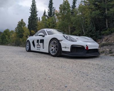 2016 Porsche Club Sport GT4