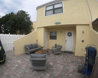 2 Bedroom 3BA 1088 ft Townhouse For Sale in HUTCHINSON ISLAND, FL