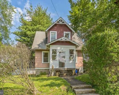 2 Bedroom 2BA 1300 ft Single Family Home For Sale in PHILADELPHIA, PA