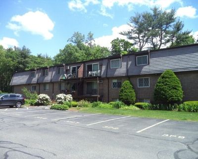 Pembroke Dr Unit,derry, Condo For Rent