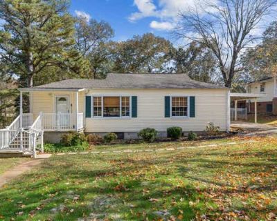 2 Bedroom 1BA 1000 ft Single Family Home For Sale in FLORENCE, AL