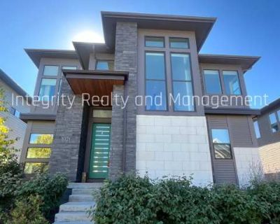 5 Bed/ 5 Bath 4,930sqft. Denver is home to a great food and brews scene, outdoor activities galore, and breathtaking scenery. In unit laundry Patio / balcony Hardwood floors Dishwasher Pet friendly Garage Unit Amenities dishwasher fireplace hardwood floors in unit laundry microwave oven patio / balcony refrigerator walk in closets stainless steel Property Amenities clubhouse concierge gym on-si...