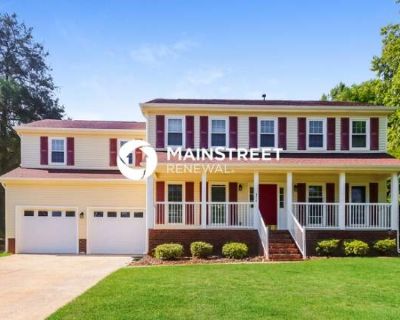4 Bedroom 2.5BA 2268 ft Pet-Friendly Apartment For Rent in Huntersville, NC