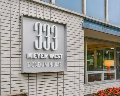 1 Bedroom 1BA 784 ft Condo For Sale in Kansas City, MO