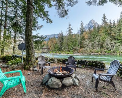 1 Bedroom 1BA Pet-Friendly House Vacation Rental in Wild Sky Escape, Gold Bar, WA