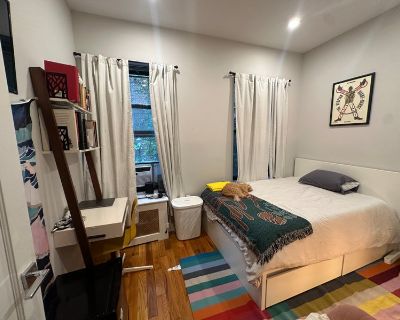 Total rooms: 3. Deposit: $0.00 * Utilities included?: Some. References are not required. No preference. Smoking is allowed. Not for couples. Age preference: 23 - 40. Furnishings: Furnished * Parking: No * Garage: No * Yard/patio: No * Balcony/roof terrace: No * Disabled access: No * Living room: shared * Broadband included: No. Availability Available Jan 01 2026 Minimum term 3 months Maximum te...