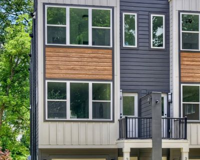 3 Bedroom 1BA 2094 ft Condo For Sale in Charlotte, NC