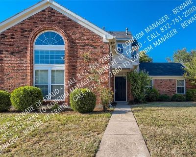 4113 Starboard Trail. Great schools and 5 minute walk to a walking trail that connects to Lake Ray Hubbard! Only 8 minutes away from George Bush so get to anywhere in the metroplex with ease. Not only does Rowlett offer nature lovers with a lake and hiking trails, there are plenty of popular restaurants and retail to suit your lifestyle. When you walk in, enjoy tall ceilings and natural light p...