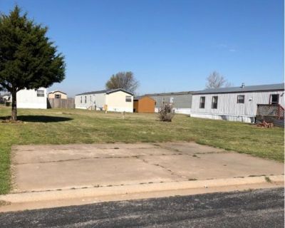 87 Parkway Drive. This vacant singlewide lot is available for rent now!. 3 Bedroom. 2 Bathroom. 1216 ft