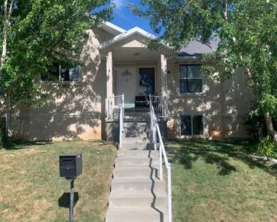4 Bedroom 1BA 1700 ft Apartment For Rent in Pleasant Grove, UT