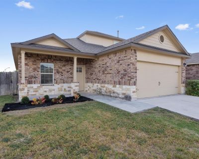 4 Bedroom 3BA 2313 ft Single Family House For Rent in Round Rock, TX