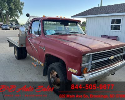 1985 Chevrolet K30 4X4