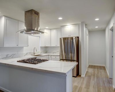 2 Bedroom 1BA 955 ft Apartment For Rent in Escondido, CA