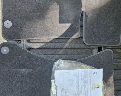 Porsche factory carpet floor mats and rear cargo liner