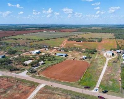 1 Bedroom 1BA 1603 ft Apartment For Rent in Taylor County, TX