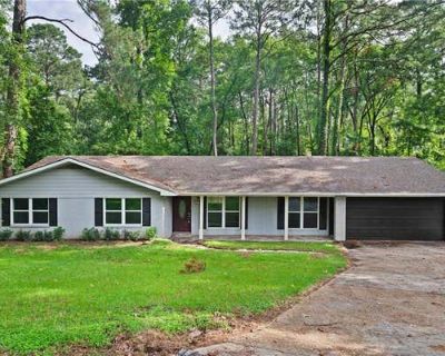 3 Bedroom 2BA 2495 ft Single Family Home For Sale in PINEVILLE, LA