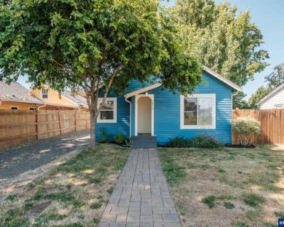 2 Bedroom 1BA 768 ft Single Family Home For Sale in ALBANY, OR