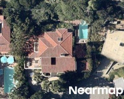 3 Bed 3 Bath Preforeclosure Property in West Hollywood, CA 90069 - St Ives Dr