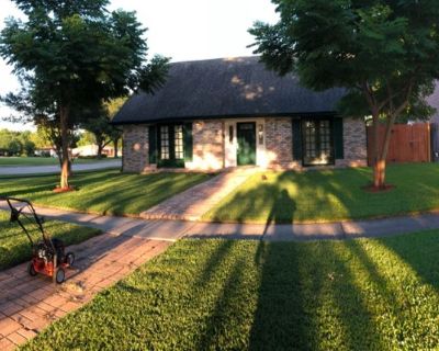 This is a good find and anybody with any intuition will realize this when they arrive. This will run for two weeks and then I switch to another site. Clean Two story home across the street from new elementary school and I follow all rules and guidelines that come w living by an elementary school no shady friends guns or drugs. Always kept chalmette vista subdivision.  I live on the whole second...