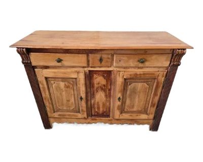 Late-1800s French Cherry Wood Provincial Buffet