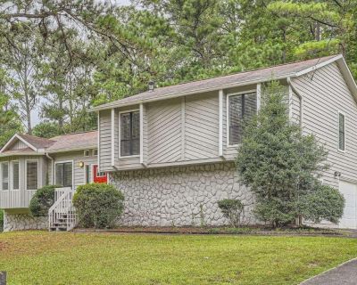 4 Bedroom 2BA Single Family House For Sale in Lithia Springs, GA