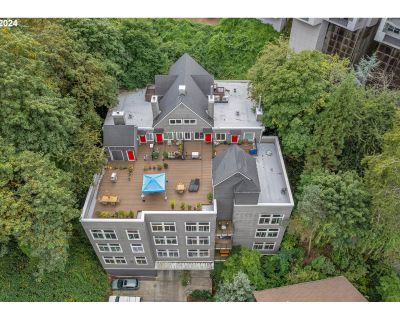 1 Bedroom 1BA 613 ft Condo For Sale in Portland, OR