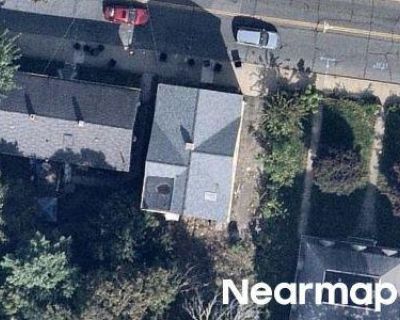 6 Bed 3.0 Bath Preforeclosure Property in Providence, RI 02904 - Branch Ave