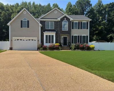 5 Bedroom 3BA 3261 ft Apartment For Rent in James City County, VA