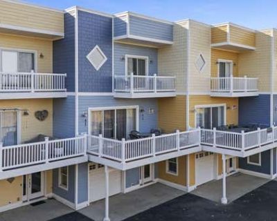 3 Bedroom 3BA 1837 ft Condominium For Sale in NEW BUFFALO, MI