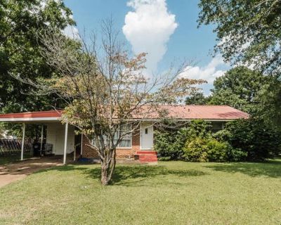 3 Bedroom 1BA 1680 ft Single Family Home For Sale in MUSCLE SHOALS, AL