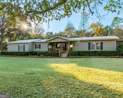 Pearson Rd, Sylvester, Home For Sale