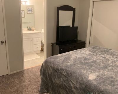 Connie (Has a Townhouse). Room in the 1 Bedroom 1BA House For Rent in Bakersfield, CA