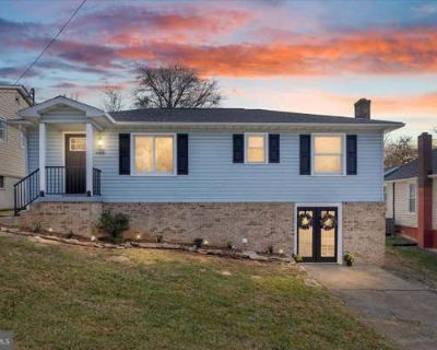 3 Bedroom 2BA 1576 ft Single Family Home For Sale in STRASBURG, VA