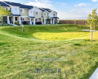 5141 W Capricco Ct. image_url. In unit laundry Pet friendly Garage Stainless steel Garbage disposal Unit Amenities garbage disposal in unit laundry stainless steel Property Amenities cats allowed dogs allowed pet friendly parking garage. Pets allowed. 3 Bedroom. 2 Bathroom. 1220 ft