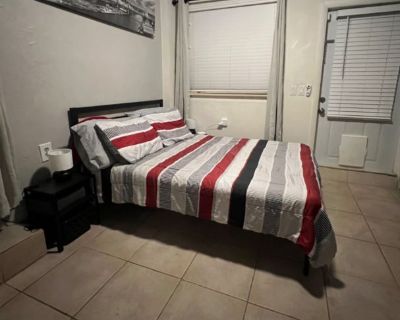 Fully furnished studio/efficiency available in the Upper East Side (MiMo Biscayne), close to ShoreCrest, Miami Shores & El Portal. Amenities include Internet, Cable, Water & Electricity. Enjoy a custom kitchenette with stainless steel appliances. Seeking a tidy, responsible tenant who is a non-smoker and drug-free. Remote workers are welcome for an extra fee. First month's rent plus 1-2 securit...