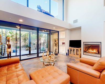 2 Bedroom 2.5BA Pet-Friendly Condo Vacation Rental in Thai Palomino, Palm Springs,...