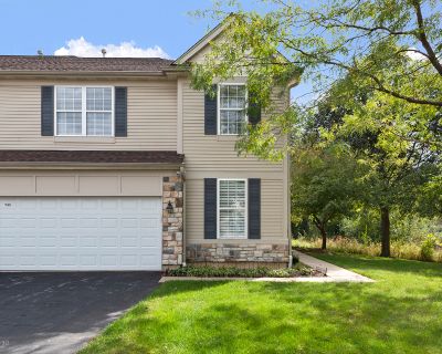 3 Bedroom 2BA 1933 ft Townhouse For Sale in Grayslake, IL