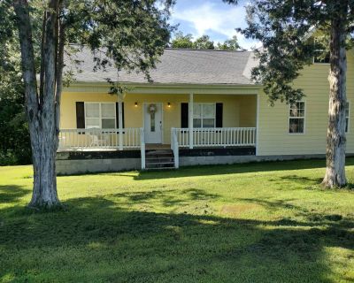 3 Bedroom 2BA 1338 ft Single Family House For Sale in Mountain View, AR