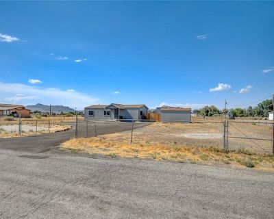 3 Bedroom 2BA 1034 ft Mobile Home For Sale in Pahrump, NV