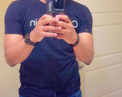 Male Seeking Room in Elgin, IL