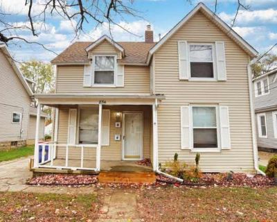 3 Bedroom 1BA 0 ft Pet-Friendly Apartment For Rent in Grand Rapids, MI