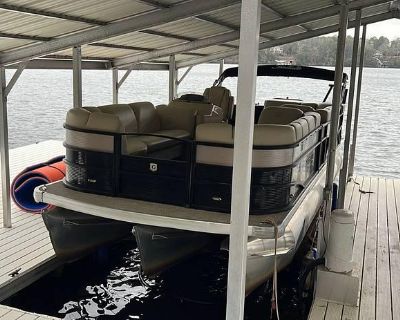 2019 Godfrey Sweetwater Premium 255C
