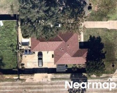 3 Bed 3.0 Bath Bankruptcy Property in Houston, TX 77018 - Brimberry St