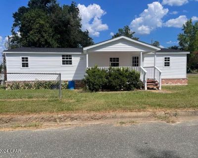 3 Bedroom 2BA 1344 ft Mobile Home For Sale in Marianna, FL