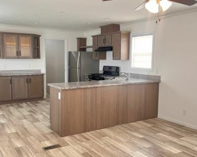 3 Bedroom 2BA 1152 ft Mobile Home For Rent in Marion, IA