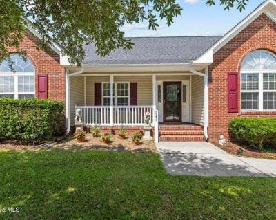 4 Bedroom 2BA 1969 ft Single Family Home For Sale in JACKSONVILLE, NC