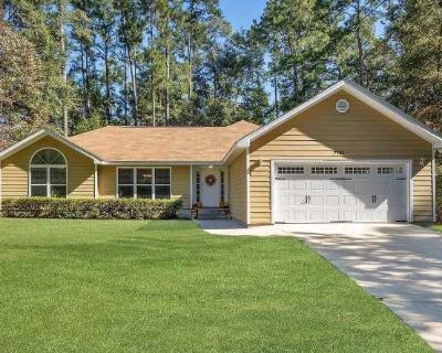 7785 Briarcreek Road. image_url. Patio / balcony Granite counters Dishwasher Garage Stainless steel Ice maker Unit Amenities dishwasher garbage disposal granite counters ice maker microwave patio / balcony range refrigerator stainless steel Property Amenities parking garage. 4 Bedroom. 2 Bathroom. 2052 ft