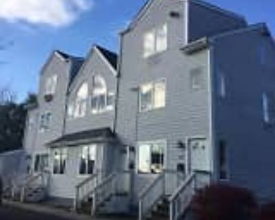 2 Bedroom 1BA 1000 ft² Apartment For Rent in Bridgeport, CT 249 East Ave