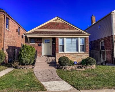 3 Bedroom 2BA 1100 ft Single Family Home For Sale in CHICAGO, IL