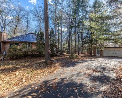 Kobart Rd, Minocqua, Home For Sale